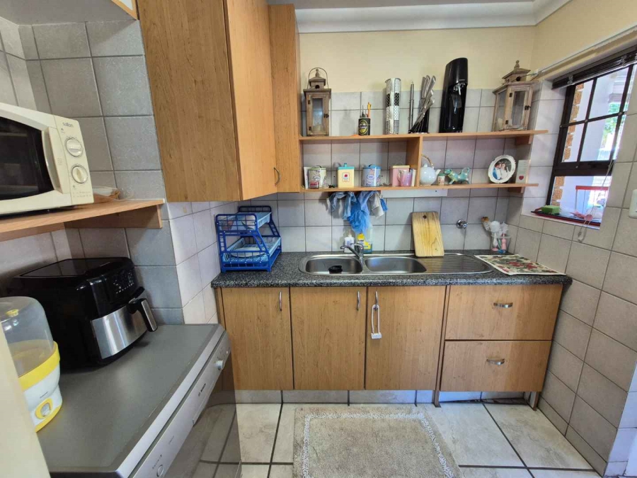 3 Bedroom Property for Sale in Heiderand Western Cape